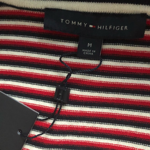 NWT Tommy Hilfiger Women’s Striped Pullover . - Picture 9 of 11